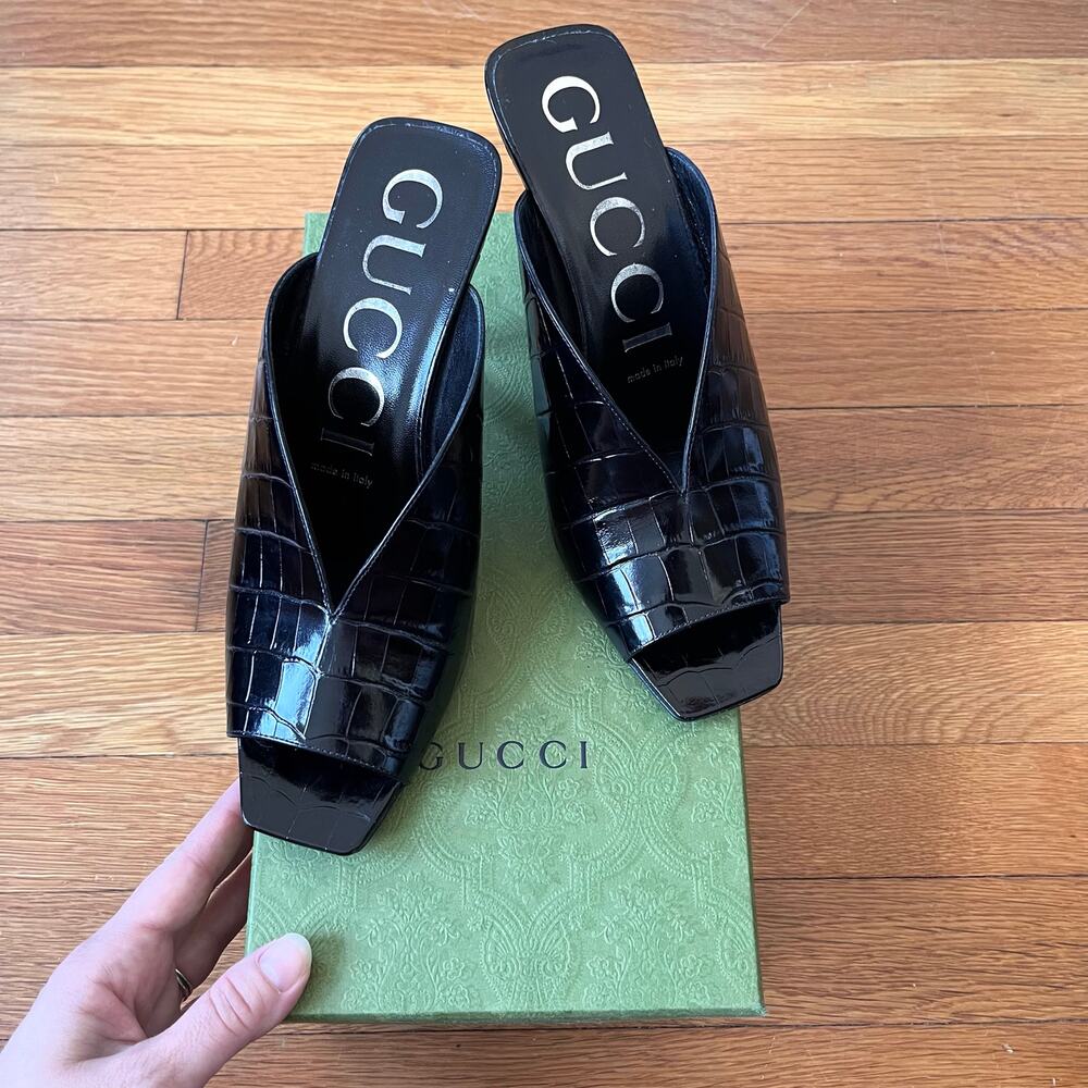 Gucci Black Leather Croc Embossed Mules Sz 39